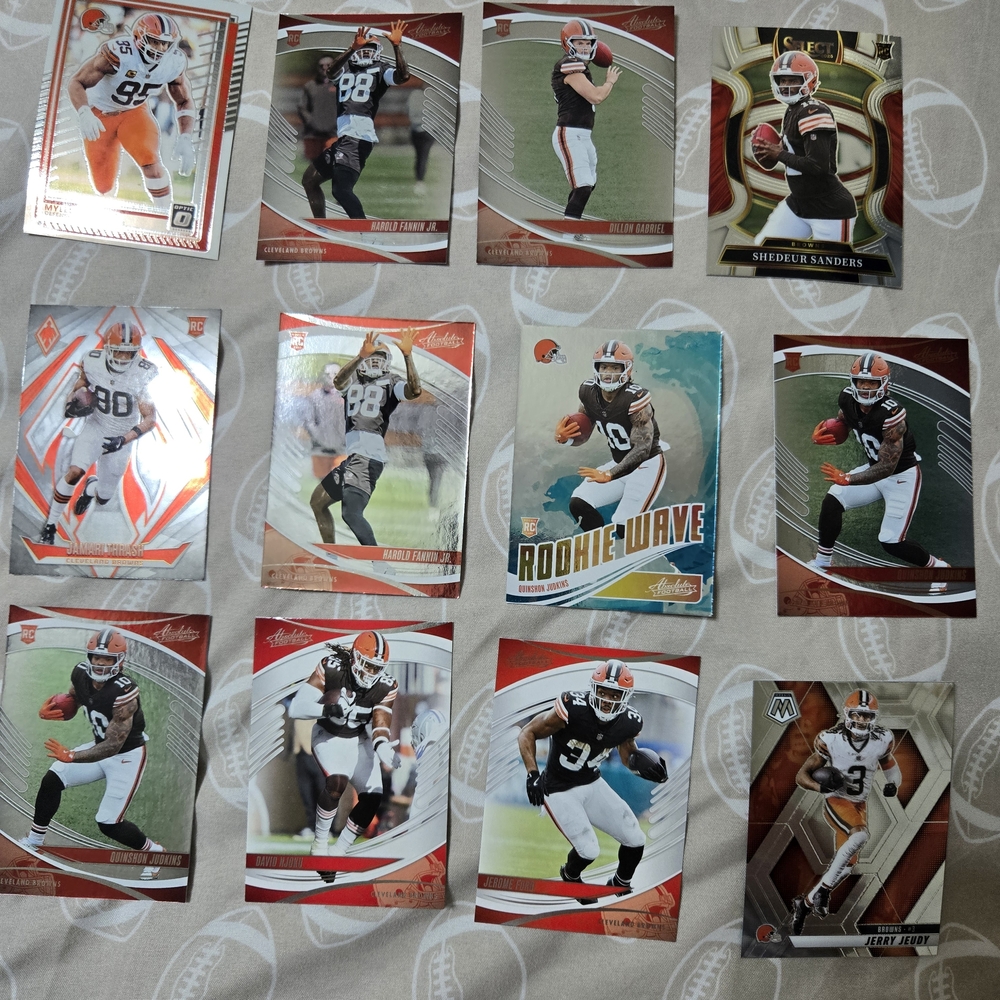 Cleveland Browns Football Trading Card Lot - Brown & Orange